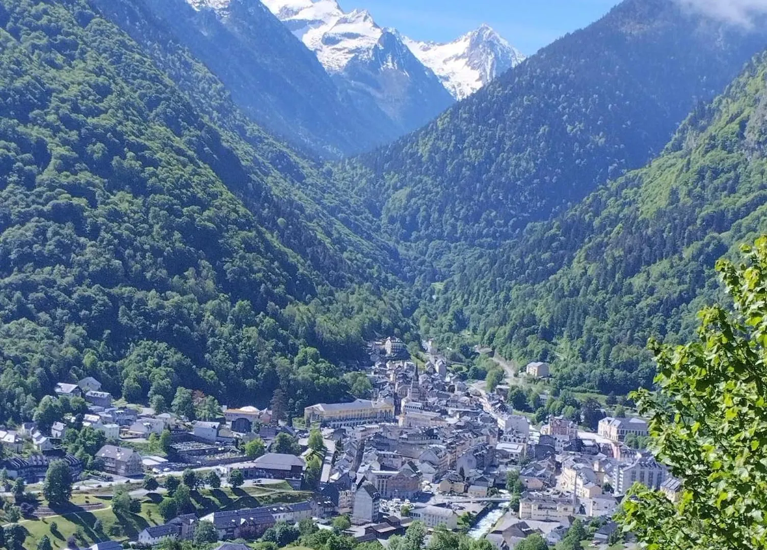 Studio Confortable A Cauterets 40 M² Vue Sur La Montagne